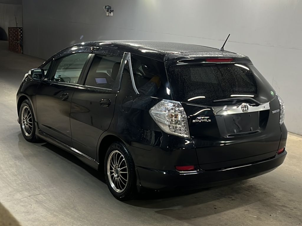 HONDA FIT SHUTTLE