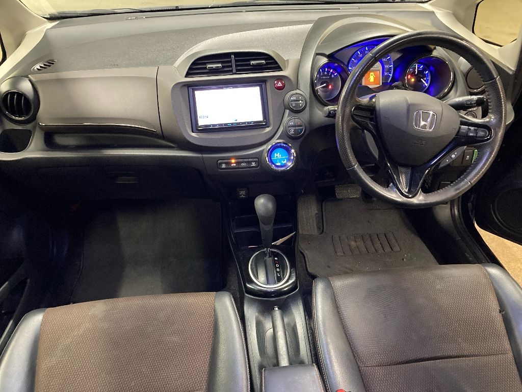 HONDA FIT SHUTTLE