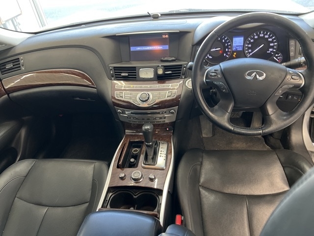 NISSAN FUGA