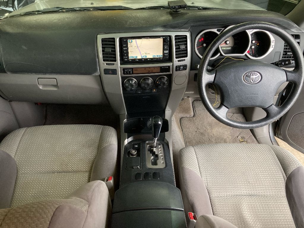TOYOTA HILUX SURF