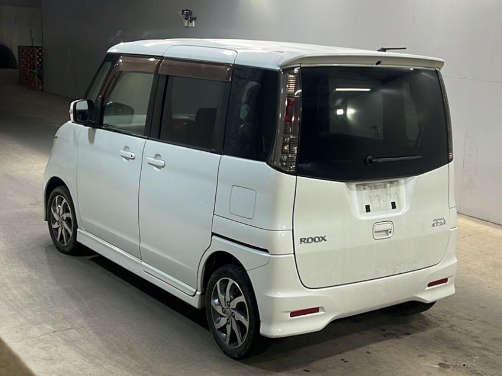 NISSAN ROOX