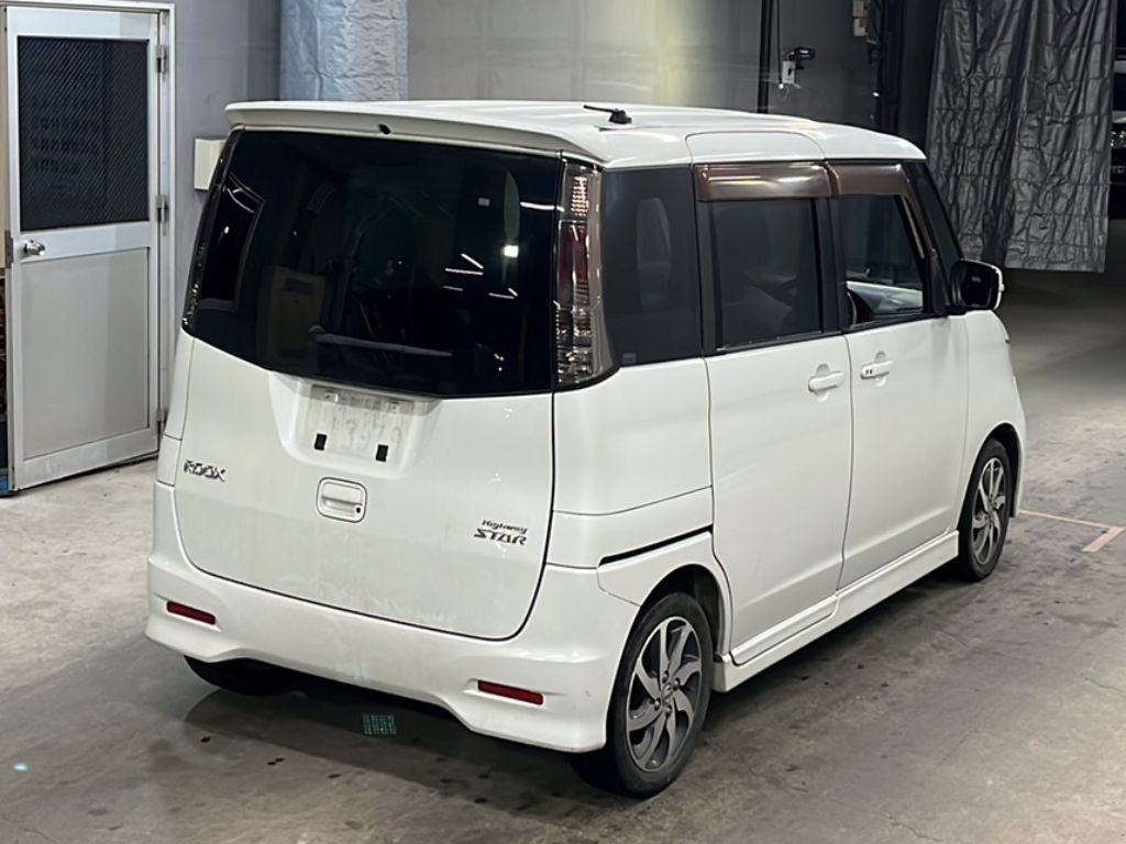 NISSAN ROOX