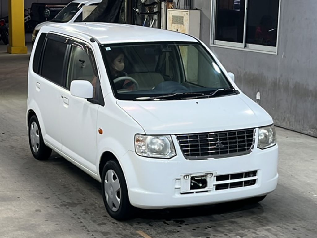 MITSUBISHI EK WAGON