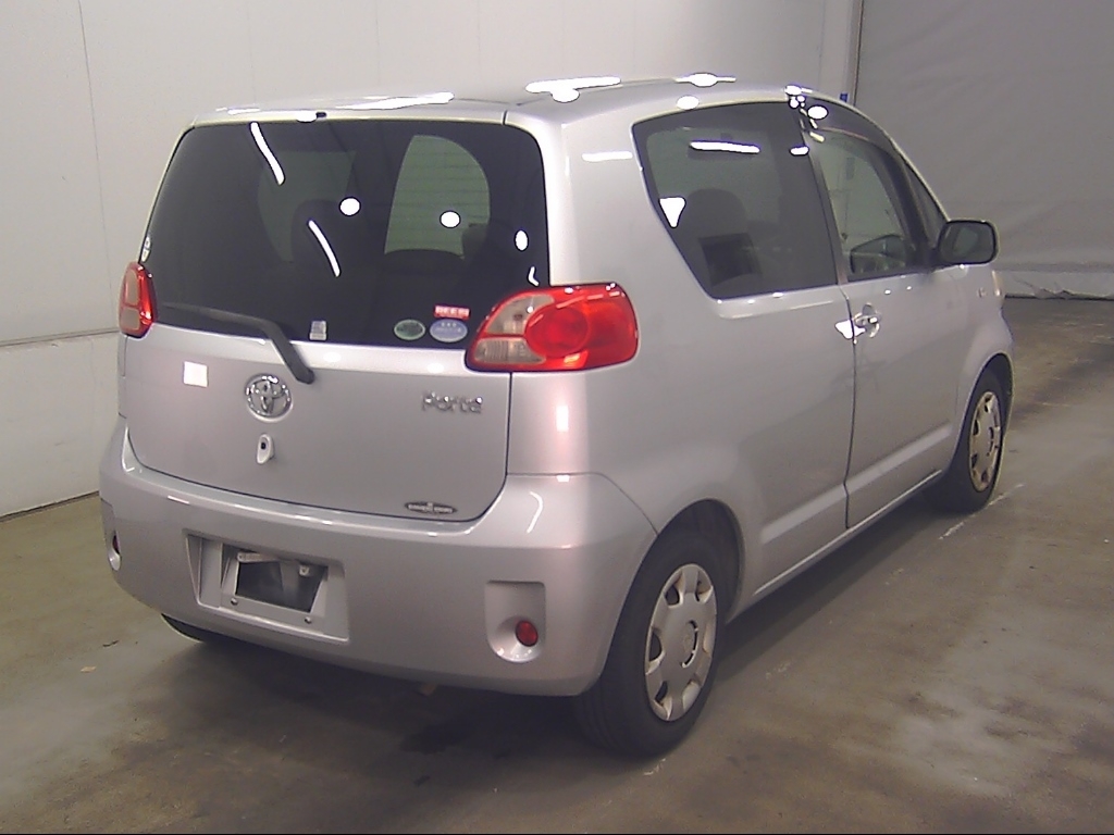 TOYOTA PORTE