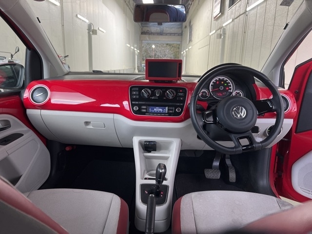 VOLKSWAGEN UP!