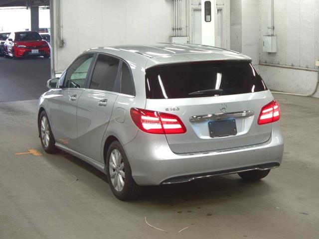 MERCEDES-BENZ B-CLASS
