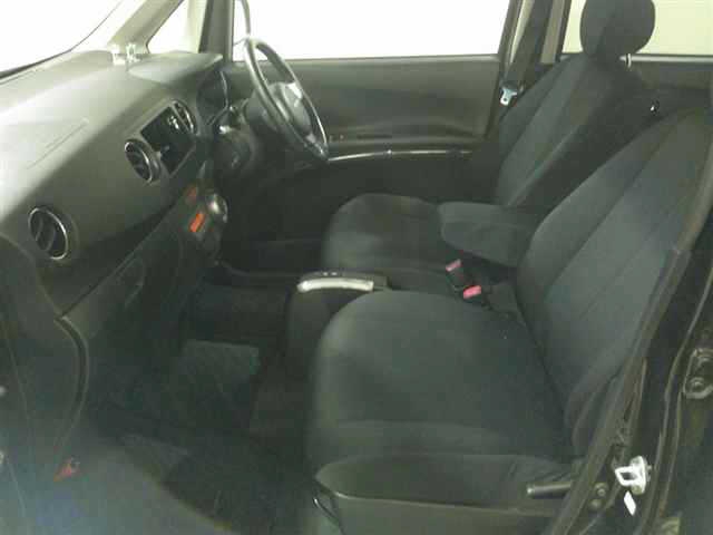 SUBARU LUCRA