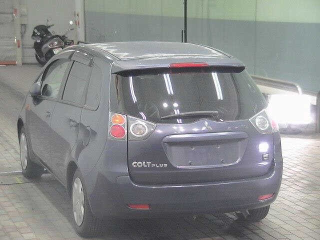 MITSUBISHI COLT PLUS