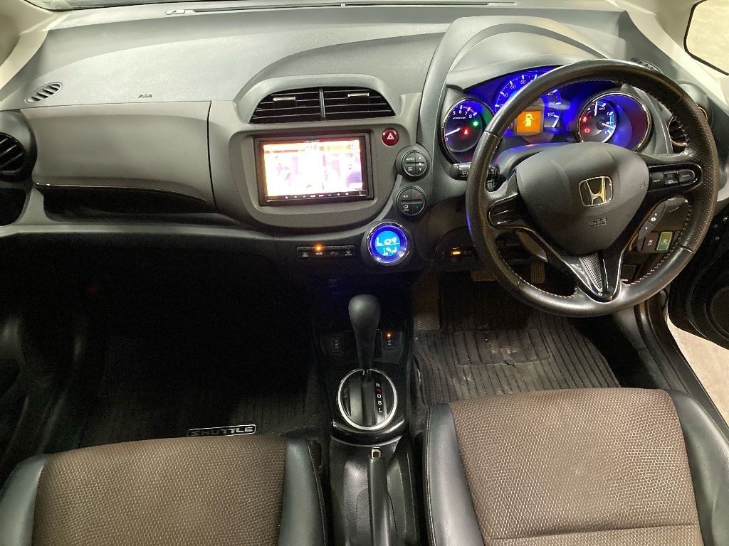 HONDA FIT SHUTTLE