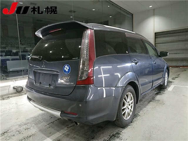 MITSUBISHI GRANDIS