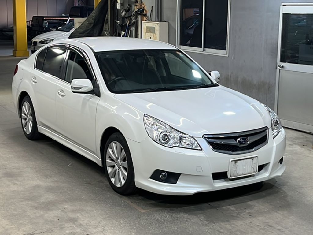 SUBARU LEGACY B4
