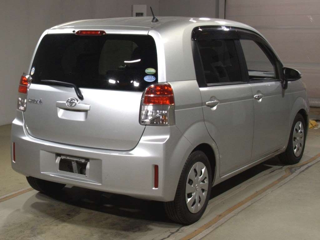 TOYOTA SPADE