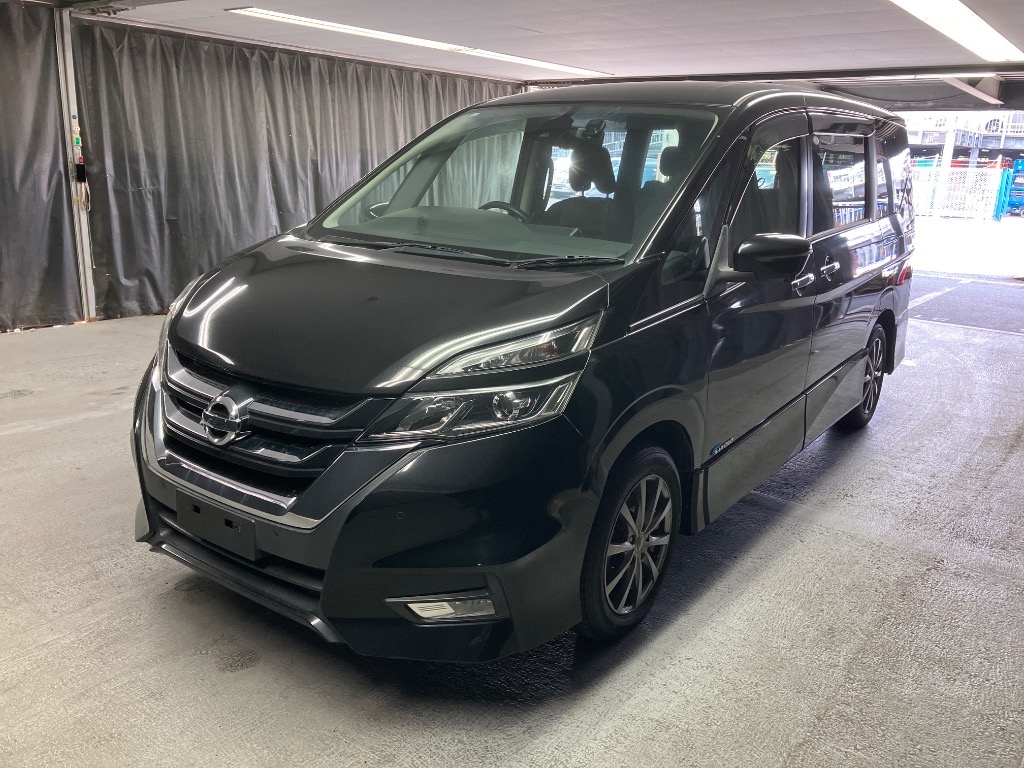 NISSAN SERENA