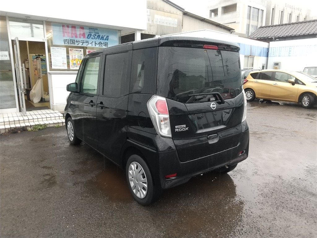 NISSAN DAYZ ROOX
