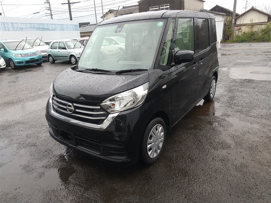 NISSAN DAYZ ROOX