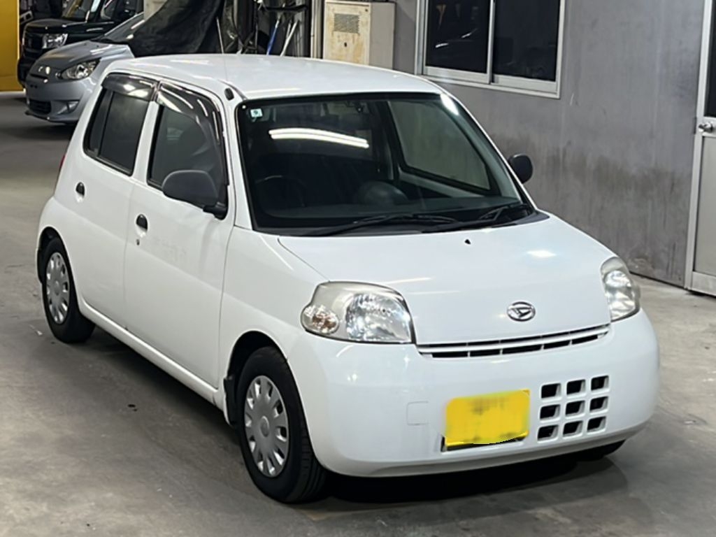 DAIHATSU ESSE