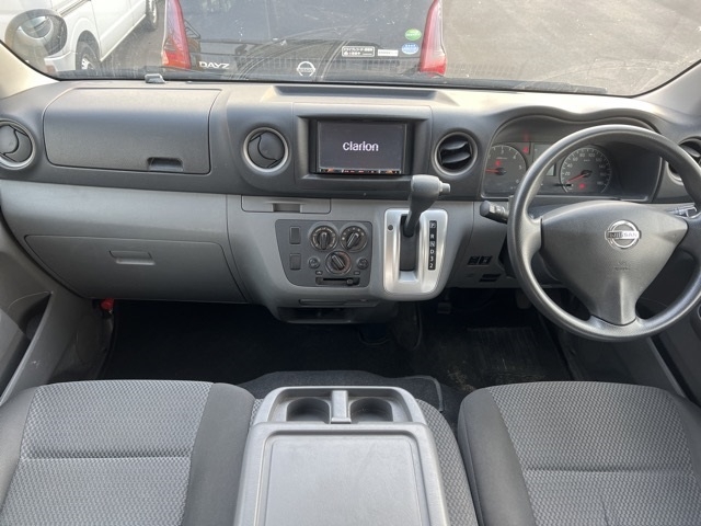 NISSAN NV350 CARAVAN