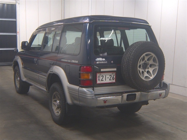 MITSUBISHI PAJERO