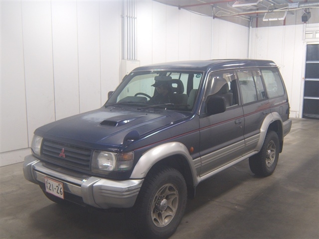 MITSUBISHI PAJERO