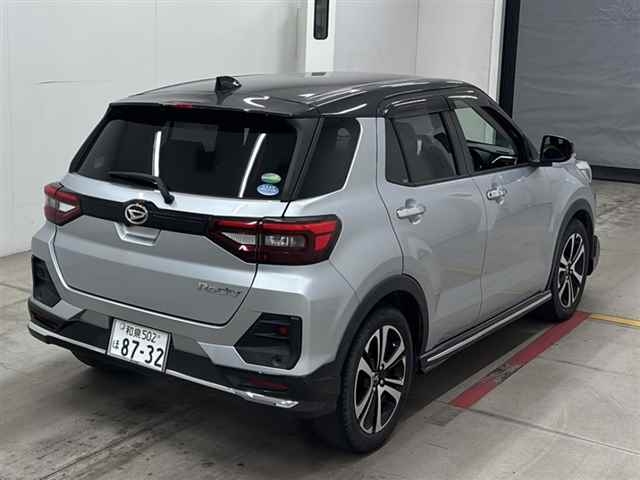 DAIHATSU ROCKY