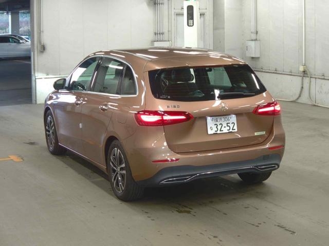 MERCEDES-BENZ B-CLASS
