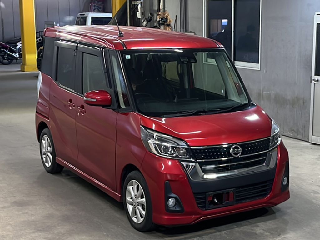 NISSAN DAYZ ROOX