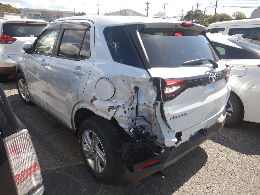 TOYOTA RAIZE