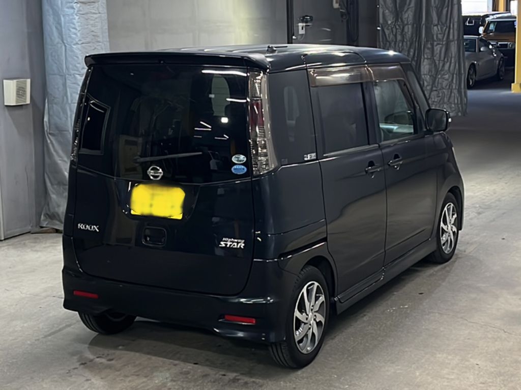 NISSAN ROOX