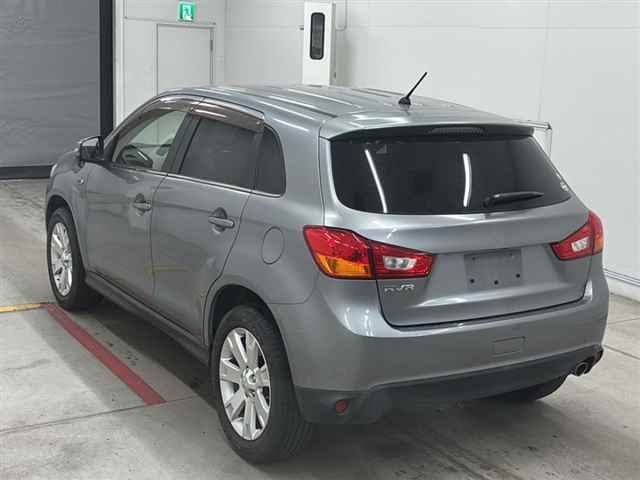 MITSUBISHI RVR