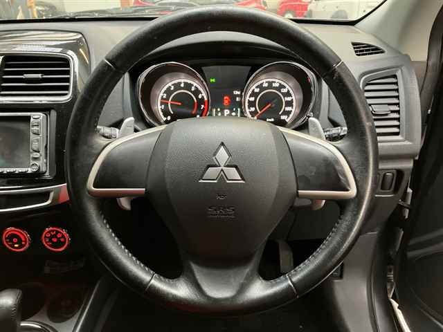 MITSUBISHI RVR