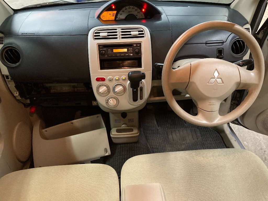 MITSUBISHI EK WAGON