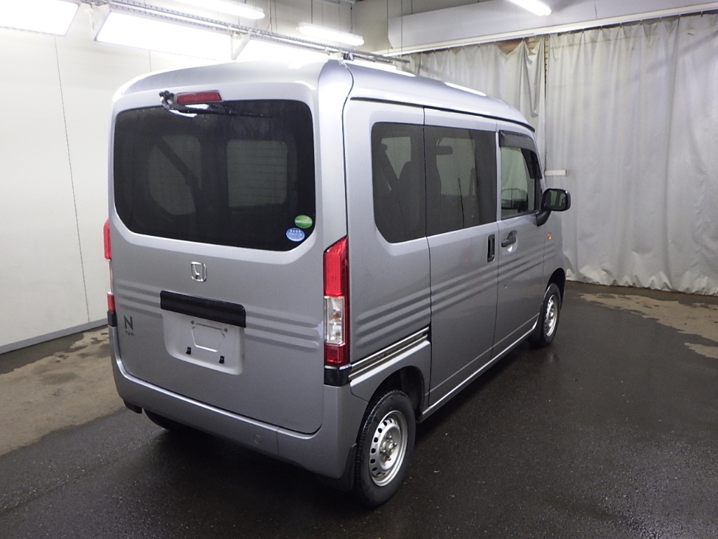 HONDA N-VAN