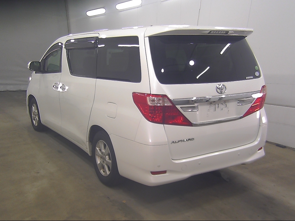 TOYOTA ALPHARD