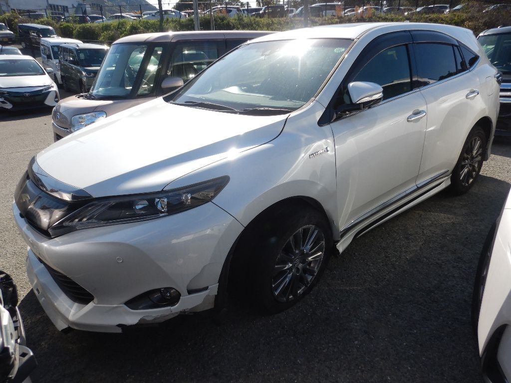 TOYOTA HARRIER