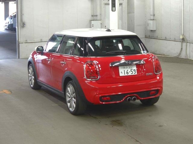 MINI HATCH