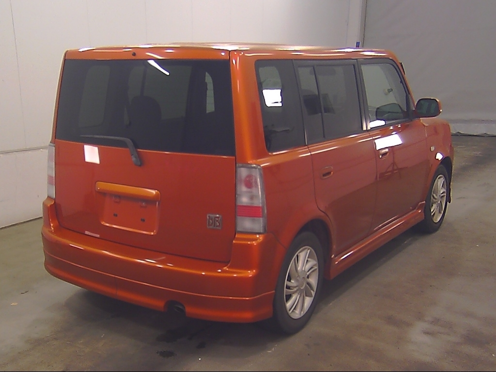 TOYOTA BB
