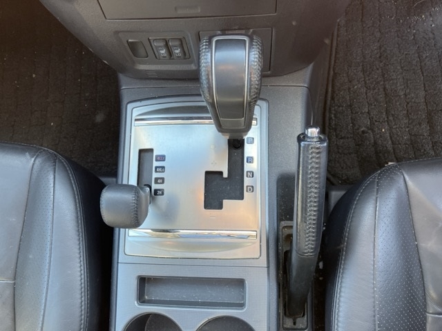MITSUBISHI PAJERO