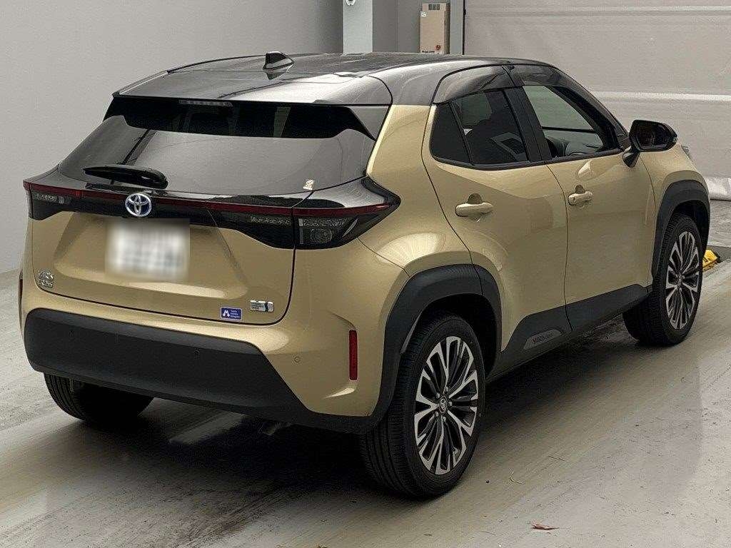 TOYOTA YARIS CROSS