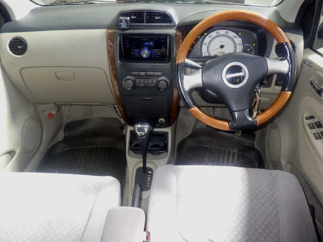DAIHATSU MIRA AVY