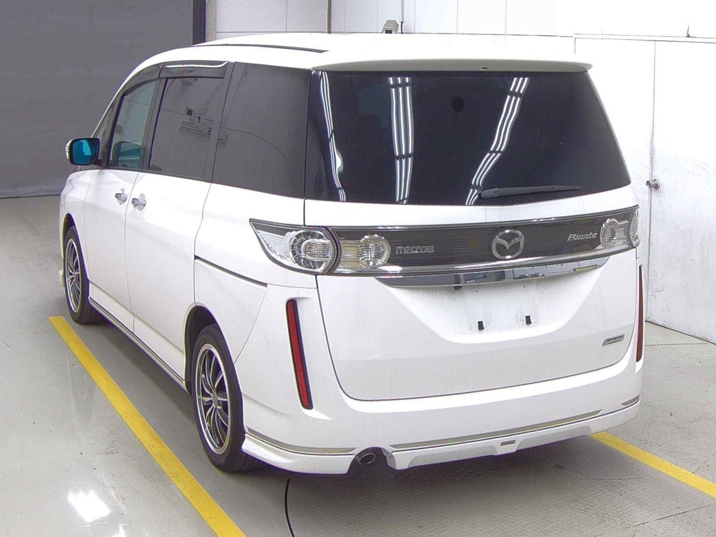 MAZDA BIANTE