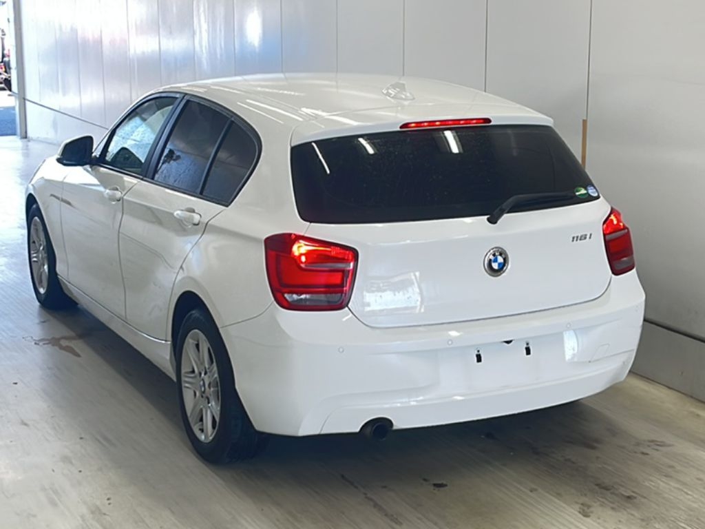 BMW 1-SERIES