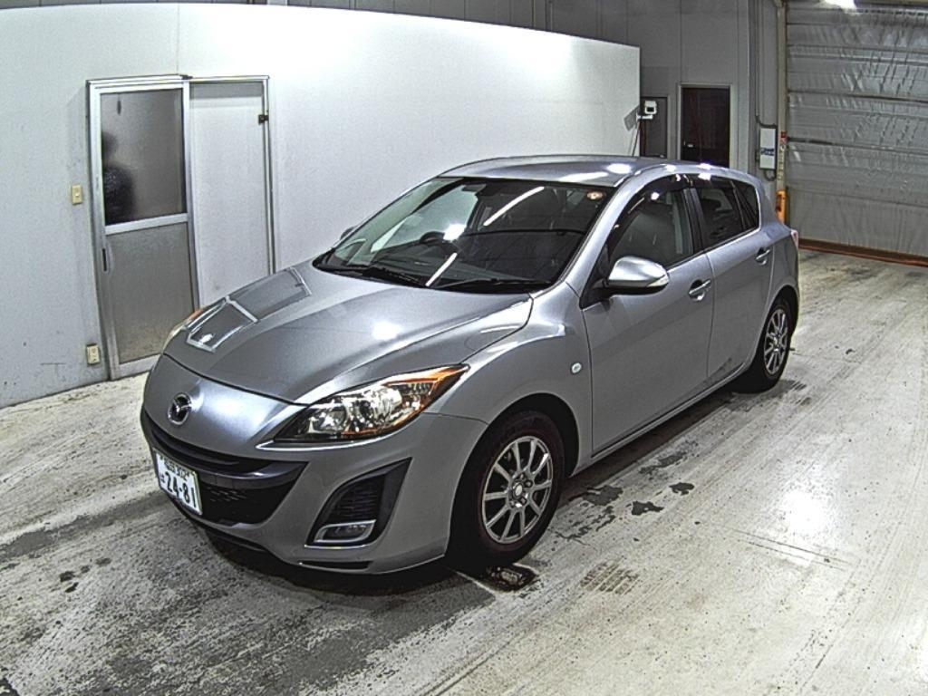 MAZDA AXELA