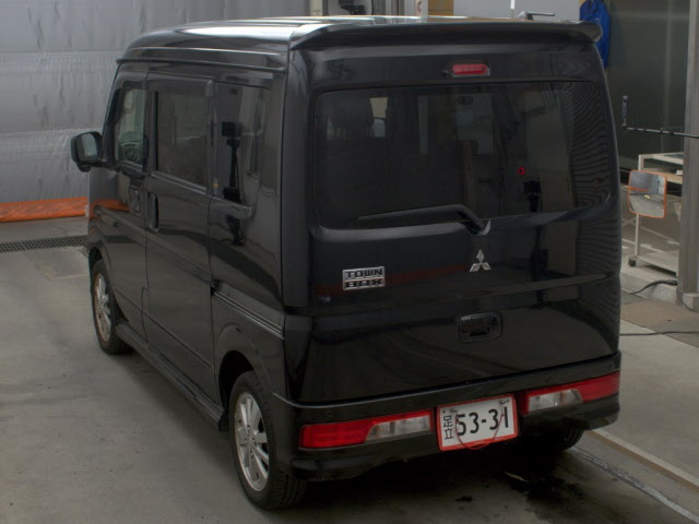 MITSUBISHI TOWN BOX