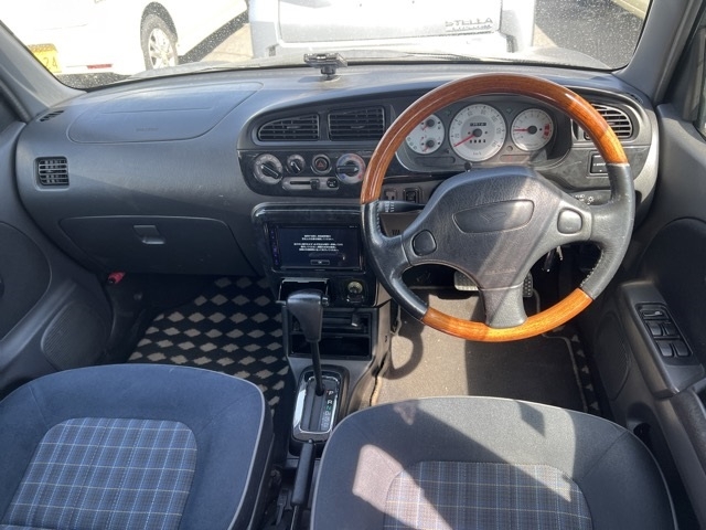 DAIHATSU MIRA GINO
