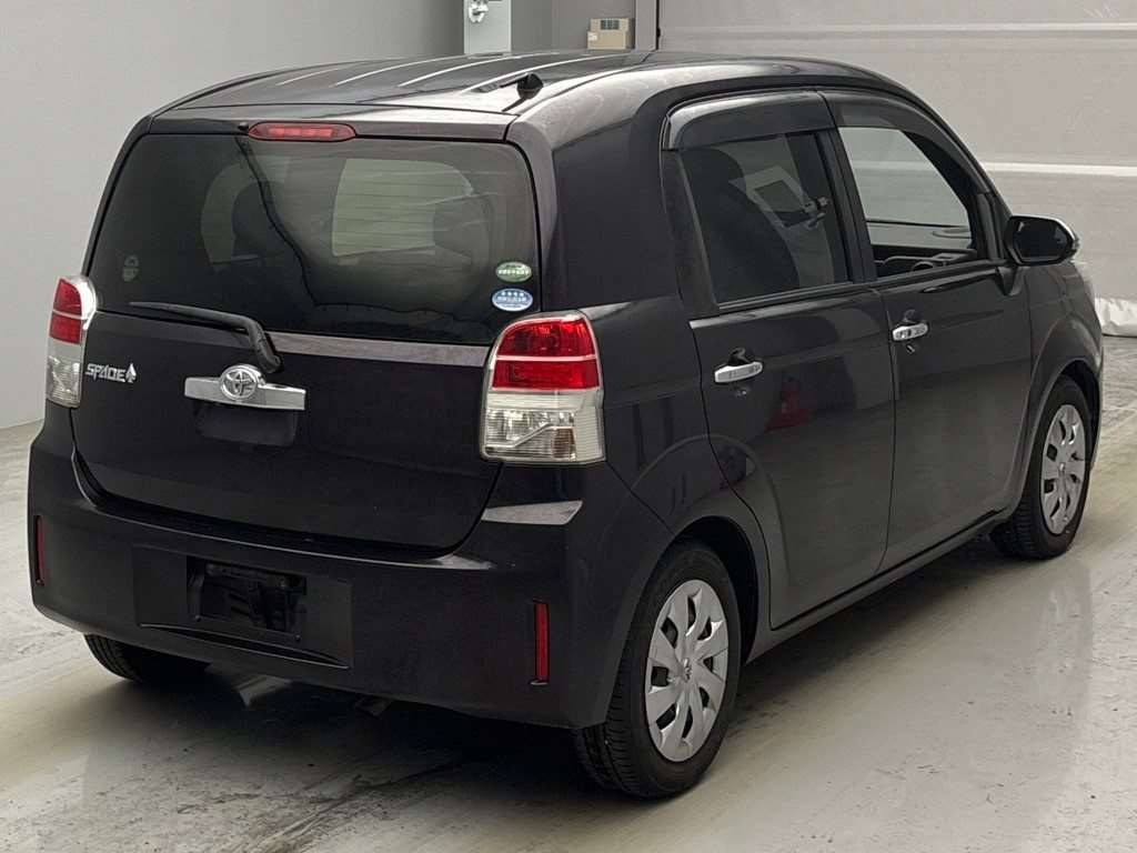 TOYOTA SPADE