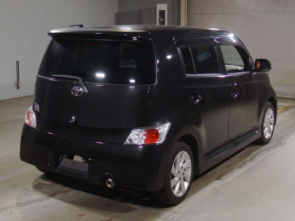 TOYOTA BB