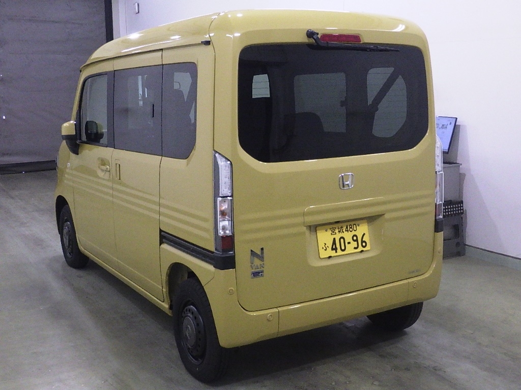 HONDA N-VAN