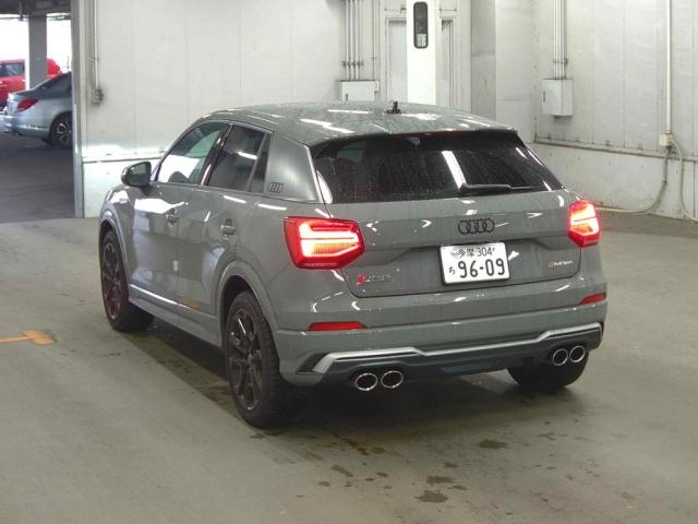 AUDI SQ2