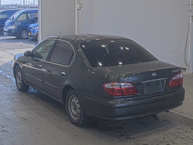 NISSAN CEFIRO