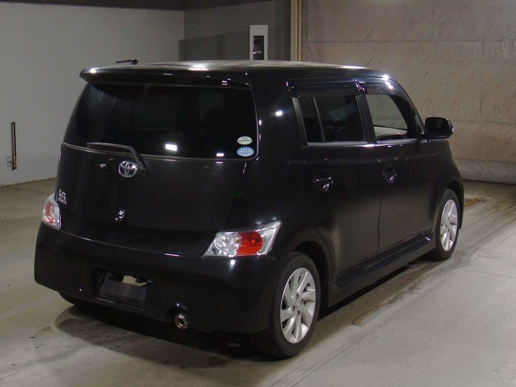 TOYOTA BB